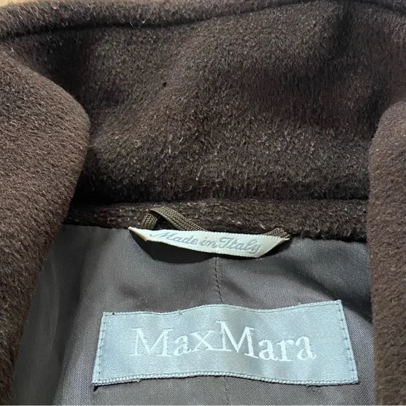 MaxMara • Pure Wool Long Trench • Italy